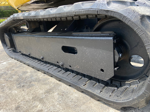 024.02 Komatsu PC28UU-2E Mini Excavator S/N 12261