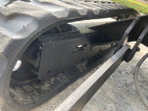 024.02 Komatsu PC28UU-2E Mini Excavator S/N 12261