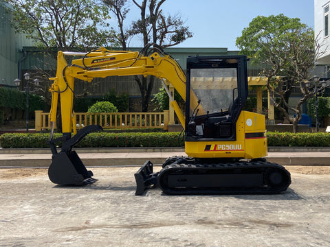 024.06 Komatsu PC50UU Mini Excavator S/N 6552
