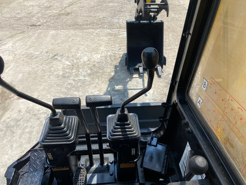 024.06 Komatsu PC50UU Mini Excavator S/N 6552