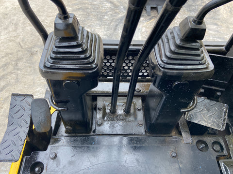 024.05 Komatsu PC50UU Mini Excavator S/N 5649