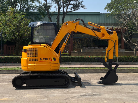 030.01 Komatsu PC28UU-2E Mini Excavator S/N 13838