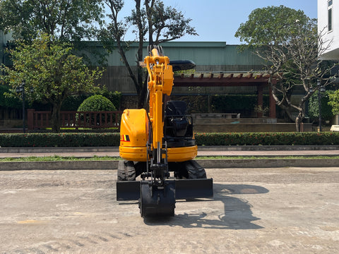 030.01 Komatsu PC28UU-2E Mini Excavator S/N 13838