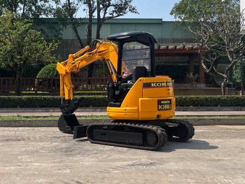 030.01 Komatsu PC28UU-2E Mini Excavator S/N 13838