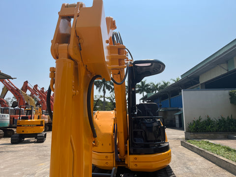 030.01 Komatsu PC28UU-2E Mini Excavator S/N 13838