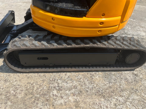 030.01 Komatsu PC28UU-2E Mini Excavator S/N 13838