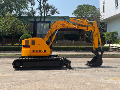 030.03 Komatsu PC38UU Mini Excavator S/N 1809