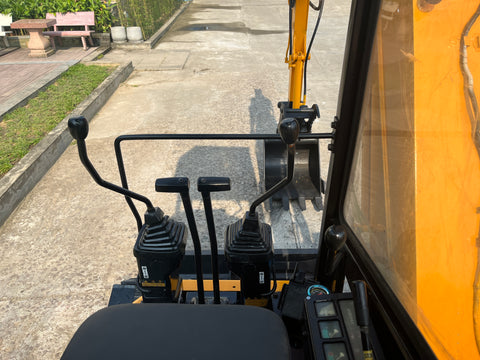 030.02 Komatsu PC38UU Mini Excavator S/N 1497