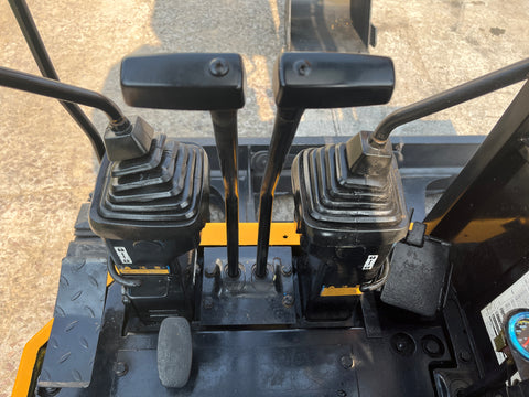 030.02 Komatsu PC38UU Mini Excavator S/N 1497