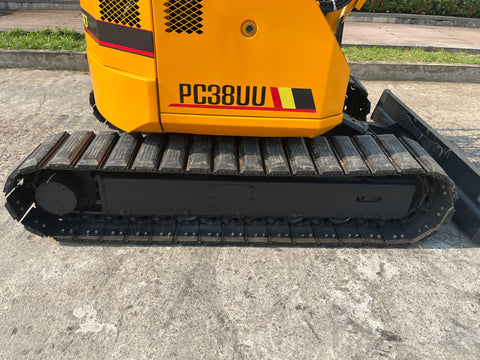 030.02 Komatsu PC38UU Mini Excavator S/N 1497