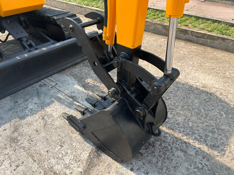 030.02 Komatsu PC38UU Mini Excavator S/N 1497