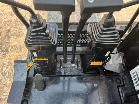 030.04 Komatsu PC50UU Mini Excavator S/N 3072