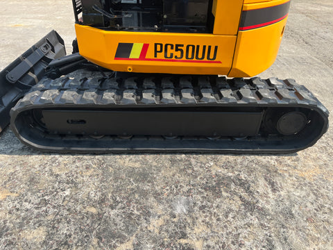030.04 Komatsu PC50UU Mini Excavator S/N 3072