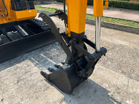 030.04 Komatsu PC50UU Mini Excavator S/N 3072