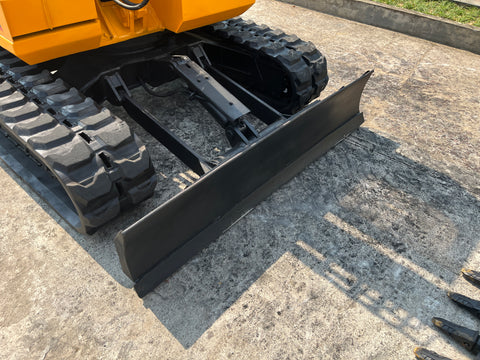 030.04 Komatsu PC50UU Mini Excavator S/N 3072