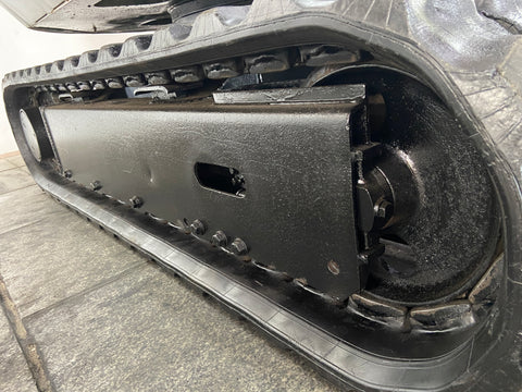 018.06 Komatsu PC28UU Mini Excavator S/N 3901