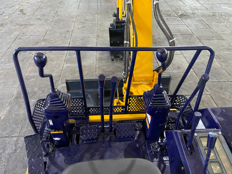 018.03 Komatsu PC20-6 Mini Excavator S/N 28730