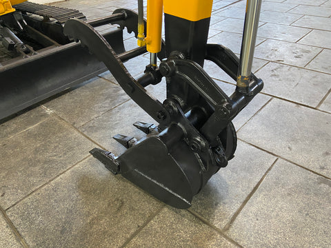 018.03 Komatsu PC20-6 Mini Excavator S/N 28730