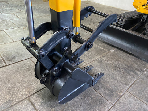 018.03 Komatsu PC20-6 Mini Excavator S/N 28730