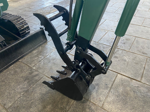 018.02 Komatsu PC10-6 Mini Excavator S/N 22174