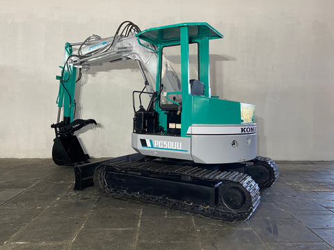 018.07 Komatsu PC50UU Mini Excavator S/N 4517