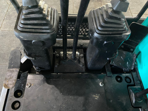 018.07 Komatsu PC50UU Mini Excavator S/N 4517