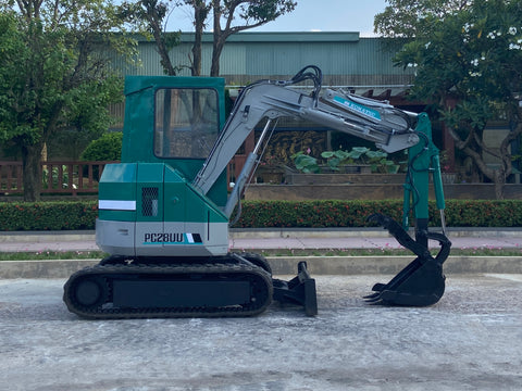 027.01 Komatsu PC28UU Mini Excavator S/N 2012