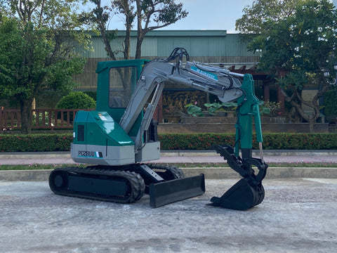 027.01 Komatsu PC28UU Mini Excavator S/N 2012