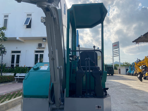 027.01 Komatsu PC28UU Mini Excavator S/N 2012