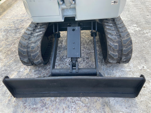 027.01 Komatsu PC28UU Mini Excavator S/N 2012