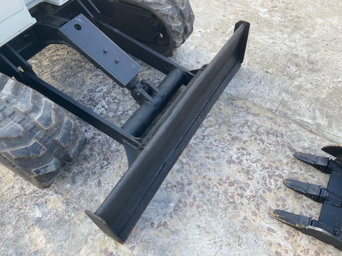 027.01 Komatsu PC28UU Mini Excavator S/N 2012