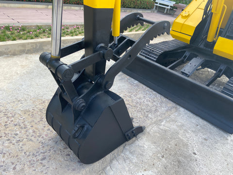 027.05 Komatsu PC50UU Mini Excavator S/N 4703