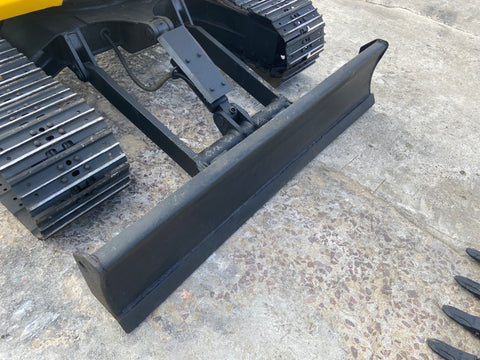 027.05 Komatsu PC50UU Mini Excavator S/N 4703