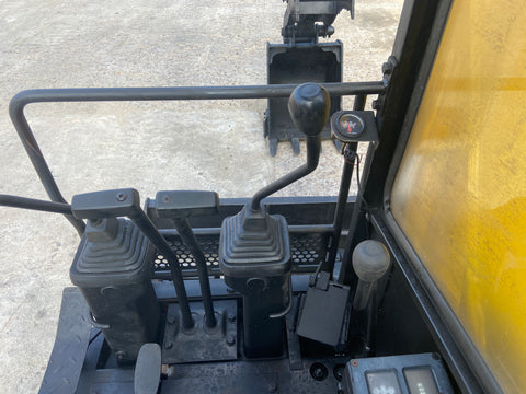 027.05 Komatsu PC50UU Mini Excavator S/N 4703