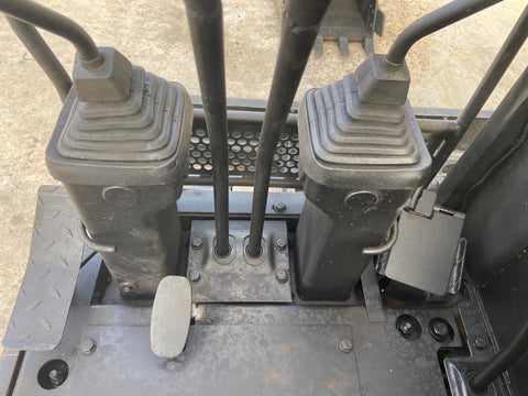 027.05 Komatsu PC50UU Mini Excavator S/N 4703