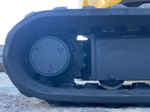 027.04 Komatsu PC38UU Mini Excavator S/N 2157