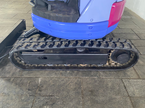 019.04 Komatsu PC28UU-2 Mini Excavator S/N 7719