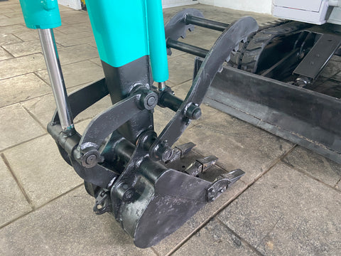 019.02 Komatsu PC28UU Mini Excavator S/N 2231