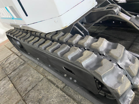 019.03 Komatsu PC28UU Mini Excavator S/N 4698