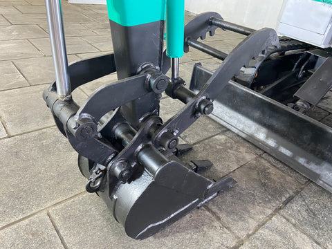 020.02 Komatsu PC28UU Mini Excavator S/N 2312