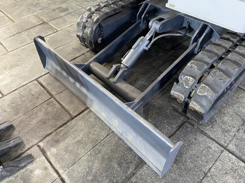 020.03 Komatsu PC28UU Mini Excavator S/N 5363