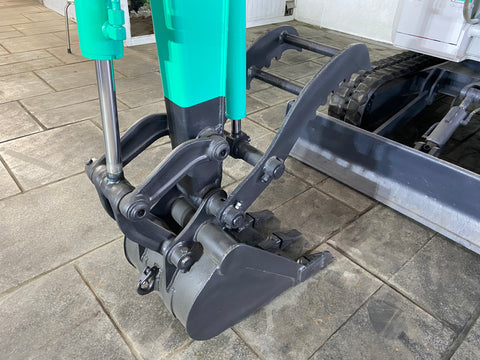 020.03 Komatsu PC28UU Mini Excavator S/N 5363