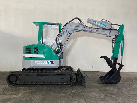 020.05 Komatsu PC38UU Mini Excavator S/N 1437