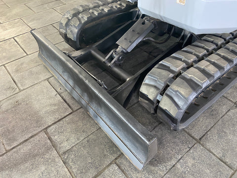 020.05 Komatsu PC38UU Mini Excavator S/N 1437