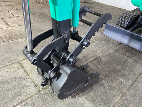 020.01 Komatsu PC10-7 Mini Excavator S/N 26596