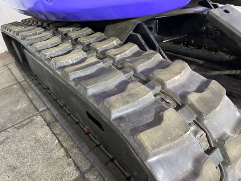 020.04 Komatsu PC28UU-2 Mini Excavator S/N 7405