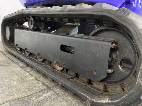 020.04 Komatsu PC28UU-2 Mini Excavator S/N 7405