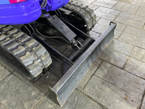 020.04 Komatsu PC28UU-2 Mini Excavator S/N 7405