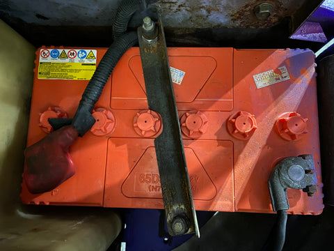 020.04 Komatsu PC28UU-2 Mini Excavator S/N 7405