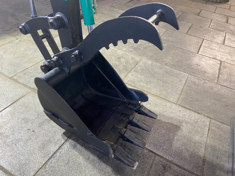 020.06 Komatsu PC38UU Mini Excavator S/N 2485